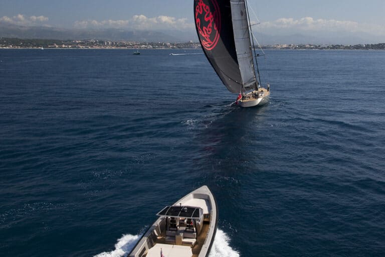 Super Yacht Dark Shadow tender in pursuit