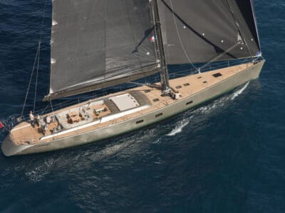 Super Yacht Dark Shadow mainsail