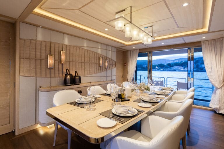 Motor Yacht Calypso Dining Table