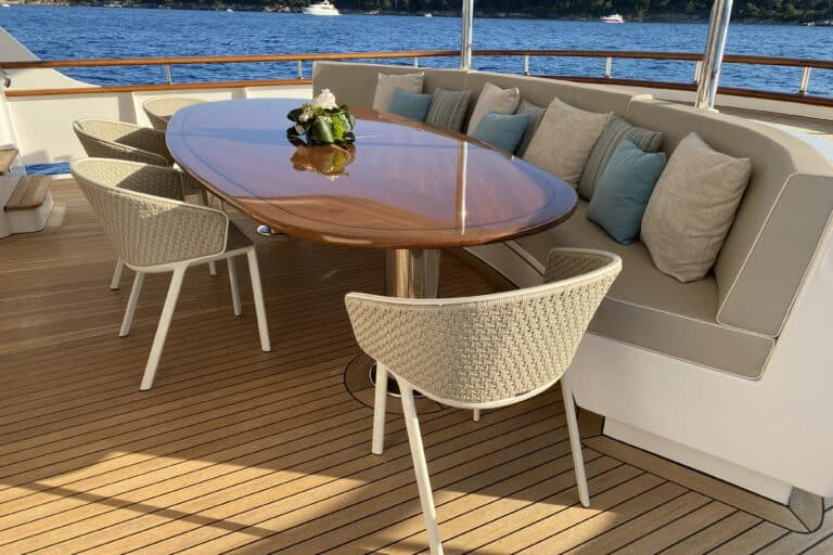 Cornelia 28
