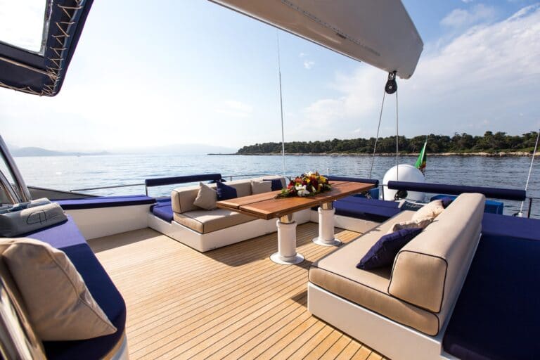 Luxury Catamaran HUTIANE Fly bridge overview