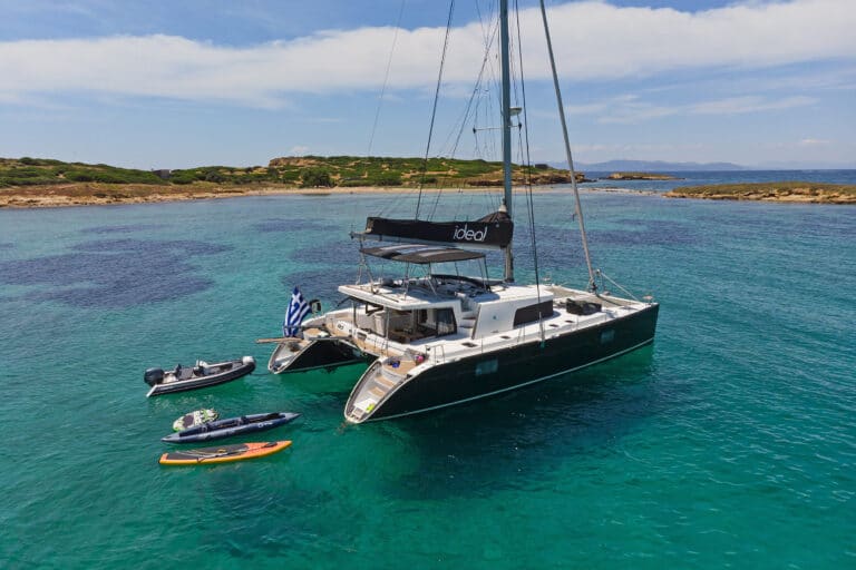 Luxury Sailing Catamaran IDEA! - toys