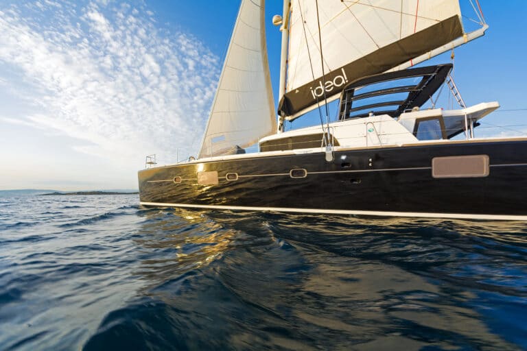 Luxury Sailing Catamaran IDEA! - Bow