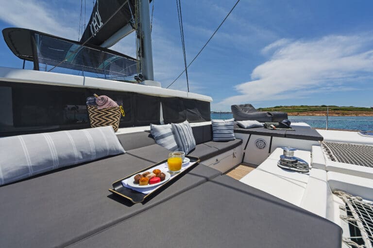 Luxury Sailing Catamaran IDEA! - Sun deck