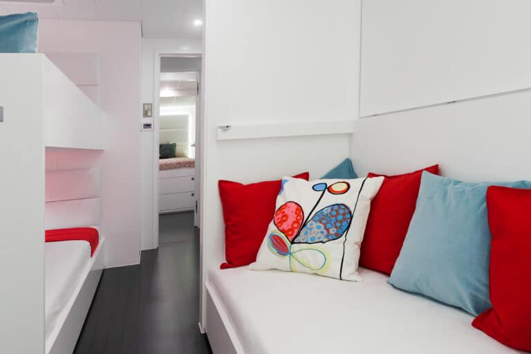 Luxury Catamaran LEVANTE - Bunk beds