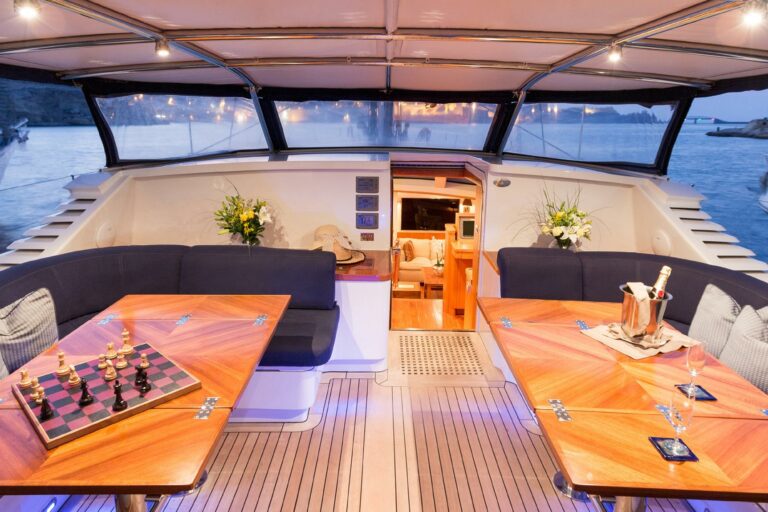 Luxury Sailing Yacht - Margaret Ann - Dining