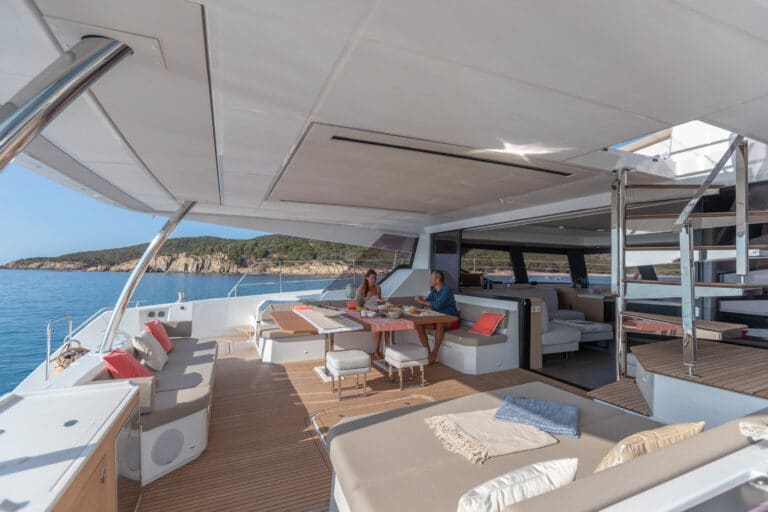 Luxury Catamaran NUMBER ONE - Aft deck