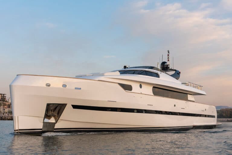 Luxury Motor Yacht PROJECT STEEL Exterior front