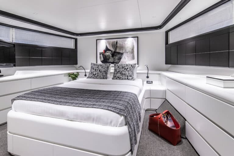 Luxury Motor Yacht PROJECT STEEL Queen cabin