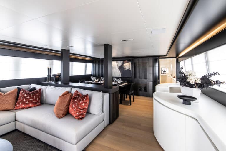 Luxury Motor Yacht PROJECT STEEL Lounge