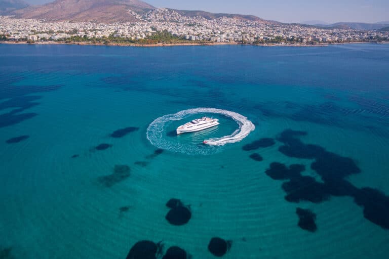 Luxury Motor Yacht PROJECT STEEL Jetski