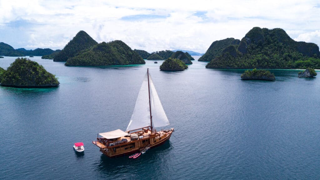 Luxury Yacht SEQUOIA at anchor