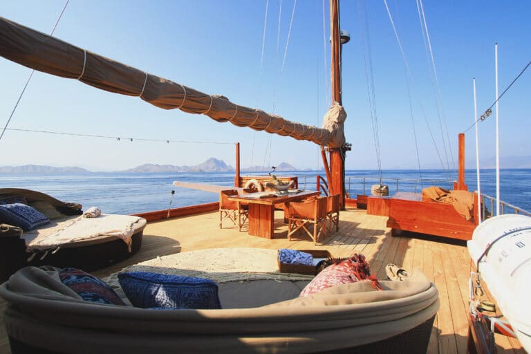 Luxury Yacht SEQUOIA sun deck front