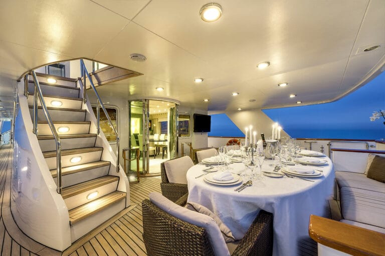 Luxury Motor Yacht SUPERFUN Al fresco dining