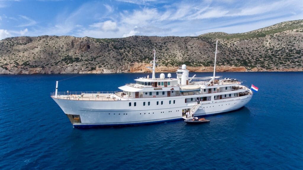 Sherakhan yacht for charter