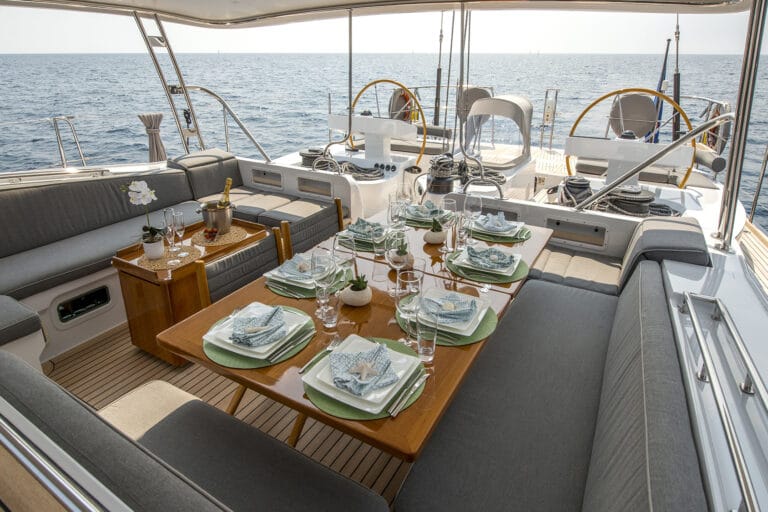 Sailing Yacht LADY 8 - Cockpit Dining