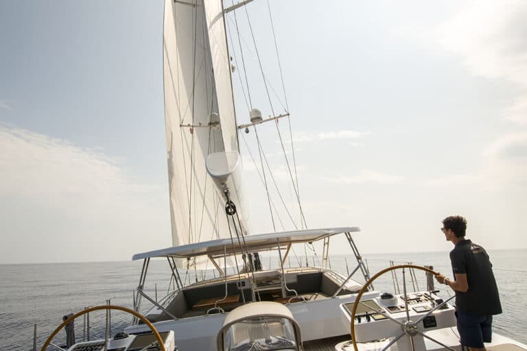Luxury Yacht LADY 8 - From Aft