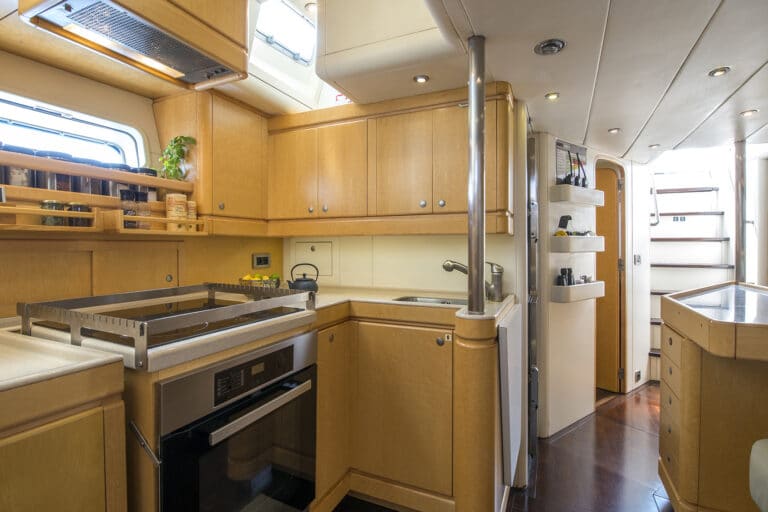 Luxury Yacht LADY 8 - Galley