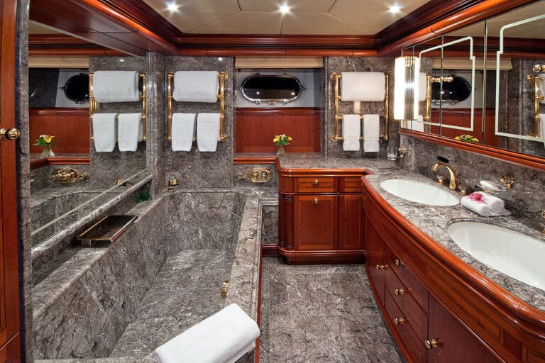 Luxury Sailing Yacht HYPERION - Master Bathroom