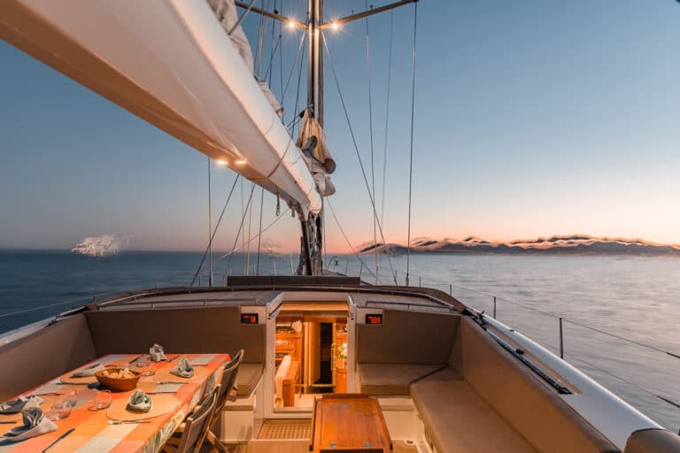 Sailing Yacht GRAND BLEU VINTAGE - Sundeck Sunset