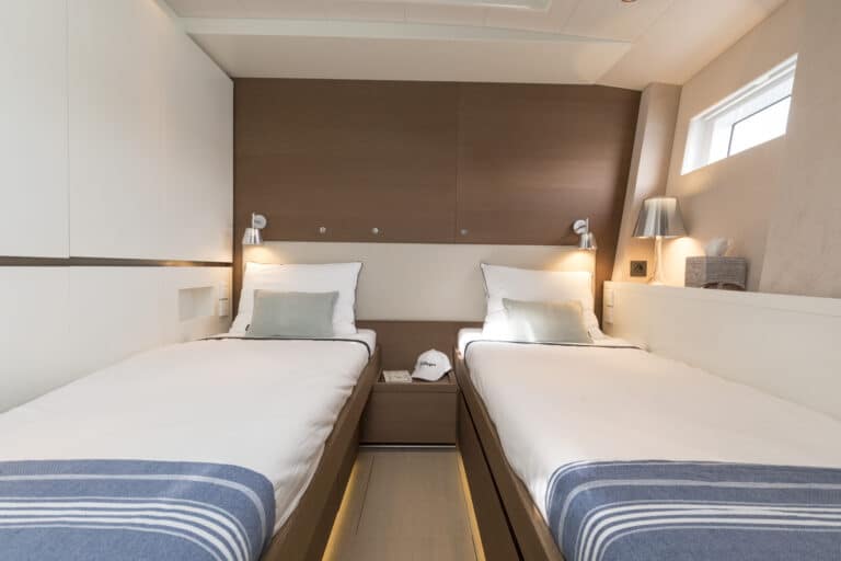 Luxury Yacht Allegro - Twin Cabin