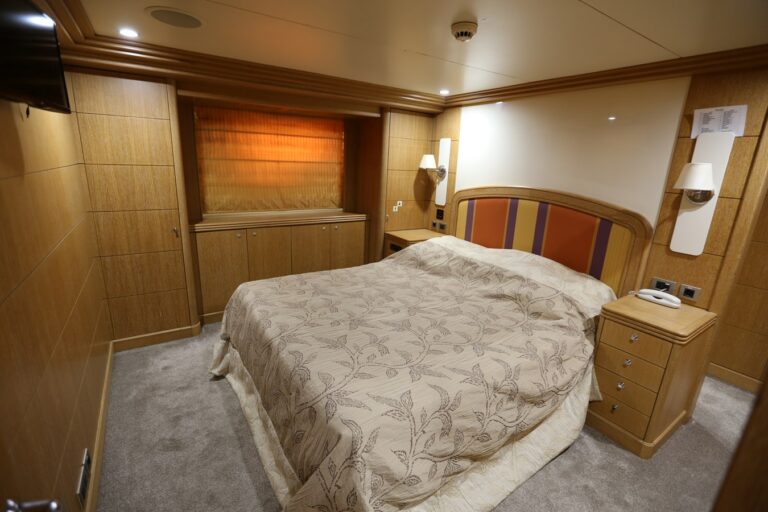 40m fishing expedition yacht - SEA HUNTER