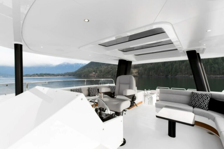 Sundeck - Flybridge