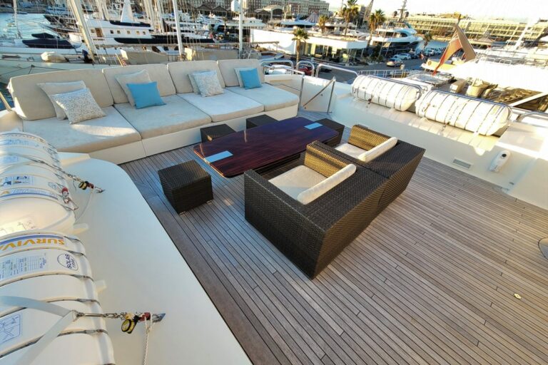 SunDeckSeating