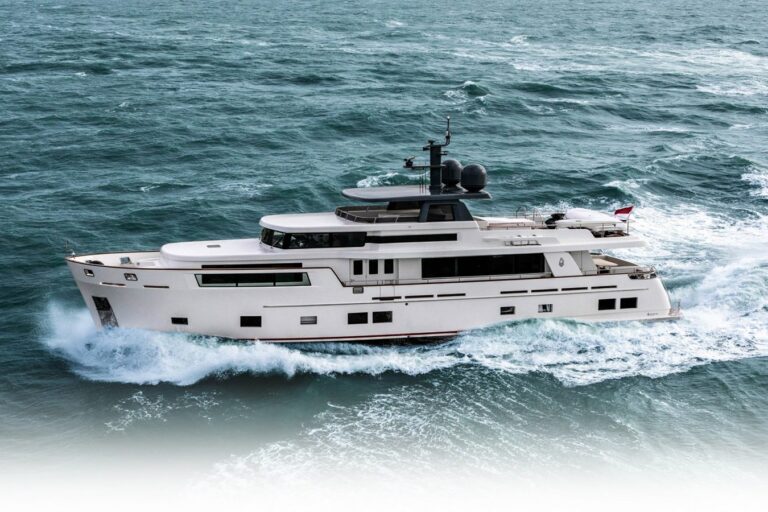 VanderValkShipyard_Venerea_image_header-2048x1152