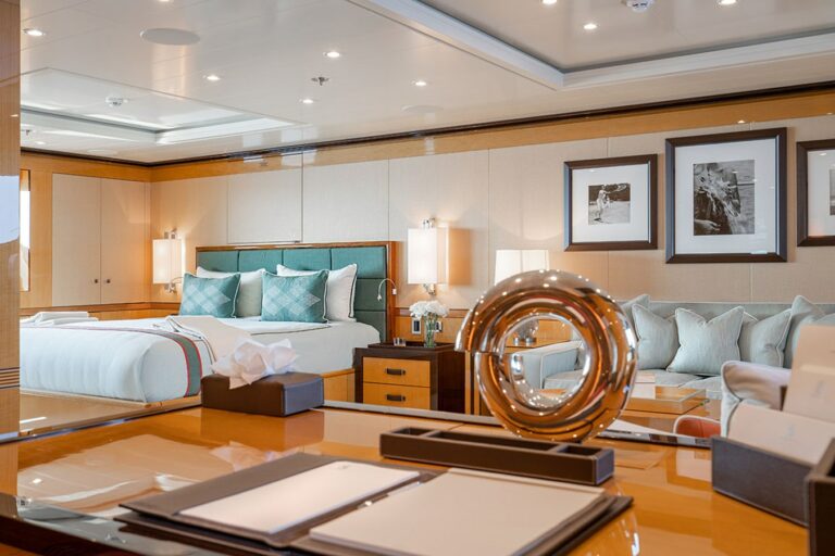master cabin