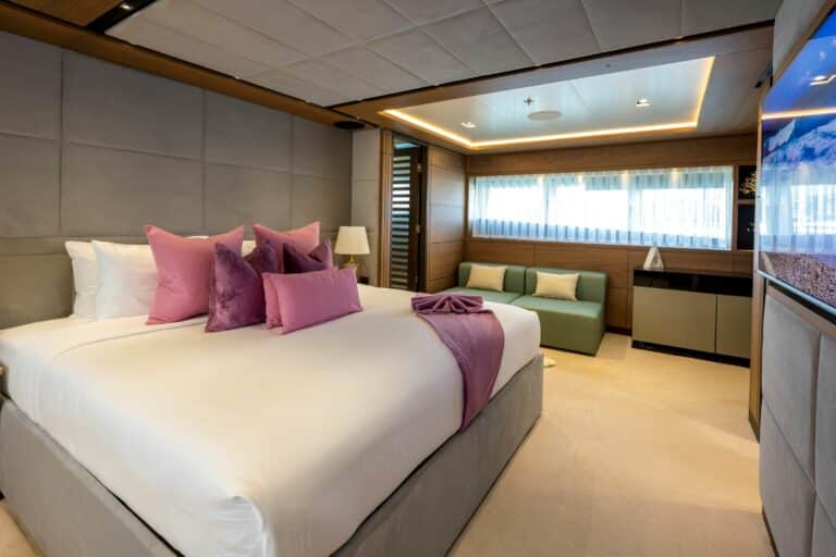 Navis One_4500_Master.Med