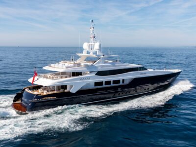 MISCHIEF YACHT (4)