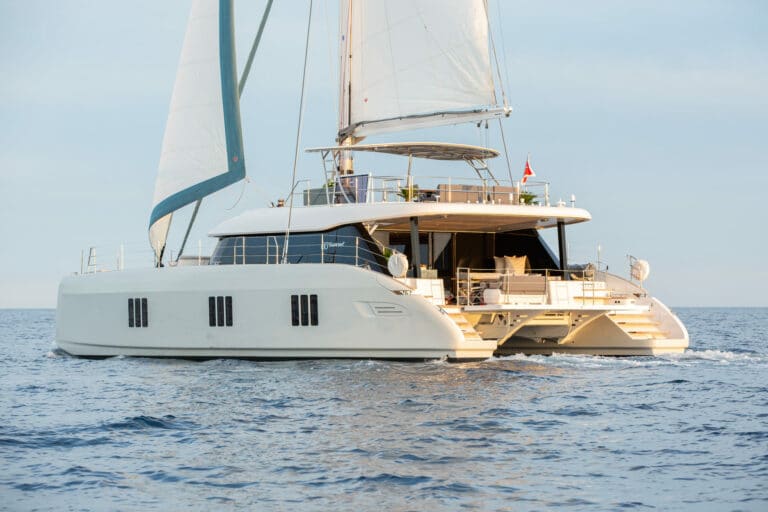 Sunreef Catamaran Sunbreeze for charter in Mallorca (24)