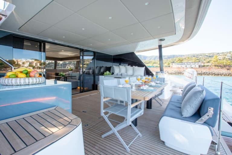 Sunreef Catamaran Sunbreeze for charter in Mallorca (27)