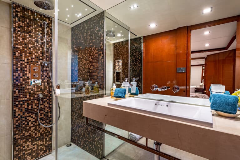 17 queen guest stateroom bathroom