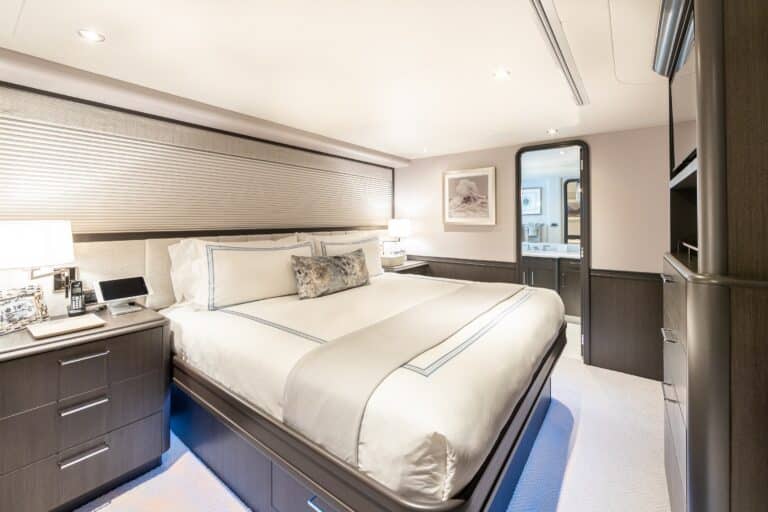 9. No Bad Ideas - King Stateroom 1