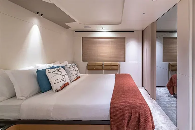 Yacht-Bora-Gora-guest-cabin-2